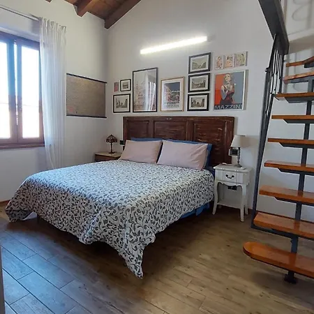 Casa Di Chicca Apartment *